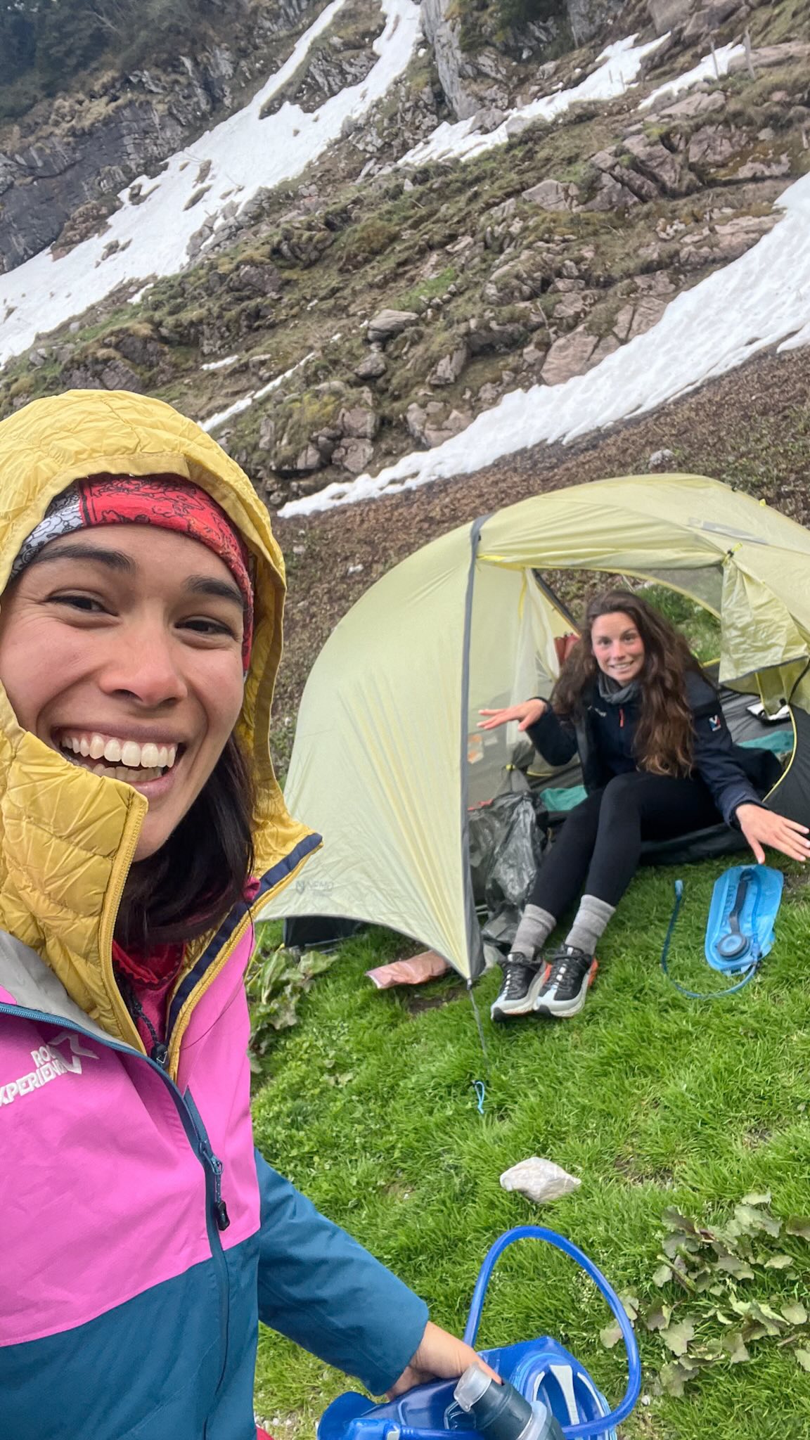 Partir en trek en mai, c’est une bonne idée… ou pas 😅

Mais comme on rigole bien entre copines, on s’est dit qu’on allait repartir.
Et pas pour une nuit cette fois… mais pour 3 🤭

Souhaitez-nous bonne chance 🏕️

#montagne #randonnée #trek #lesalpes #bivouac
