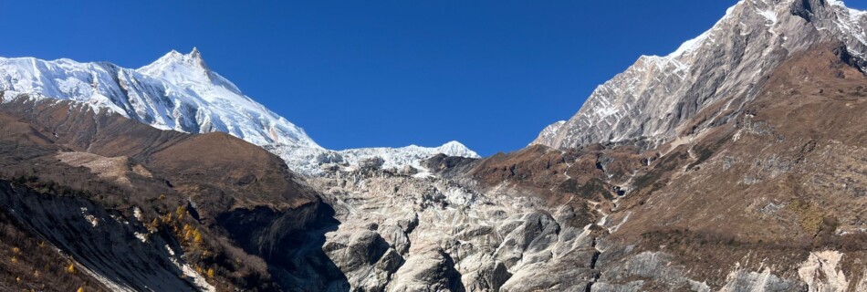 Voyager autrement : immersion au Népal sur le Tour du Manaslu Mon expérience unique en tant que tour leader au Népal sur le Tour du Manaslu