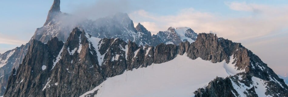 banière article alpinisme refuge torino pour débutant